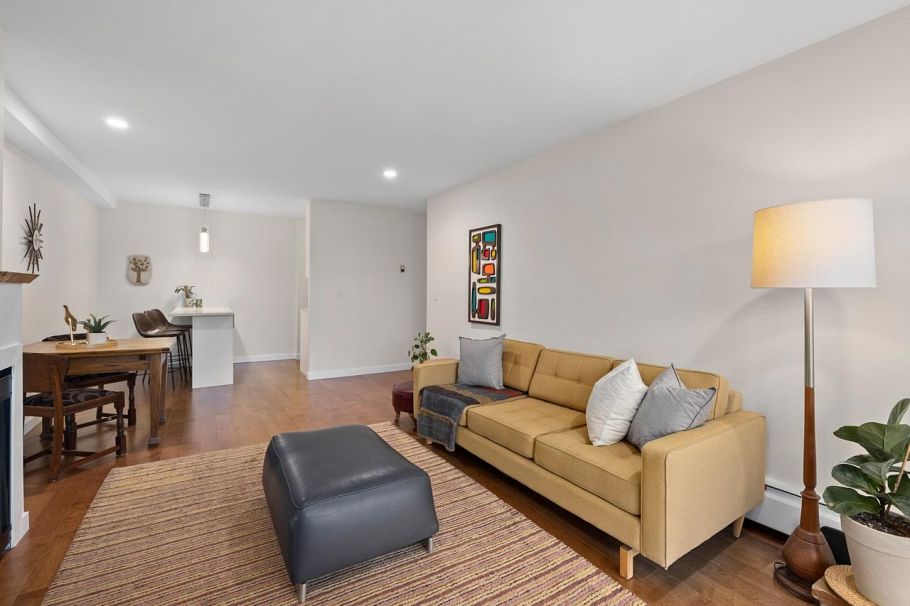 204 2336 Wall Street Vancouver, BC - 3