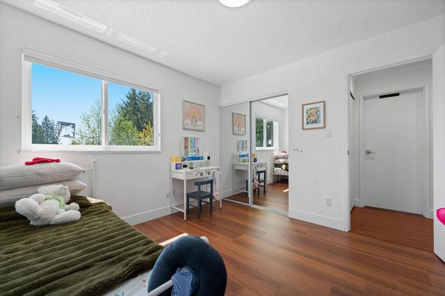 707 E Braemar Road North Vancouver, BC - 19