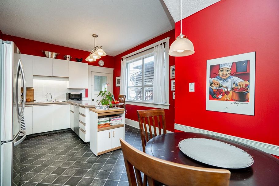 111 E 61st Avenue Vancouver, BC - 7