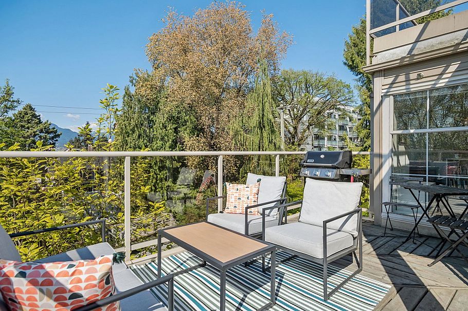 302 1510 Grant Street Vancouver, BC - 14
