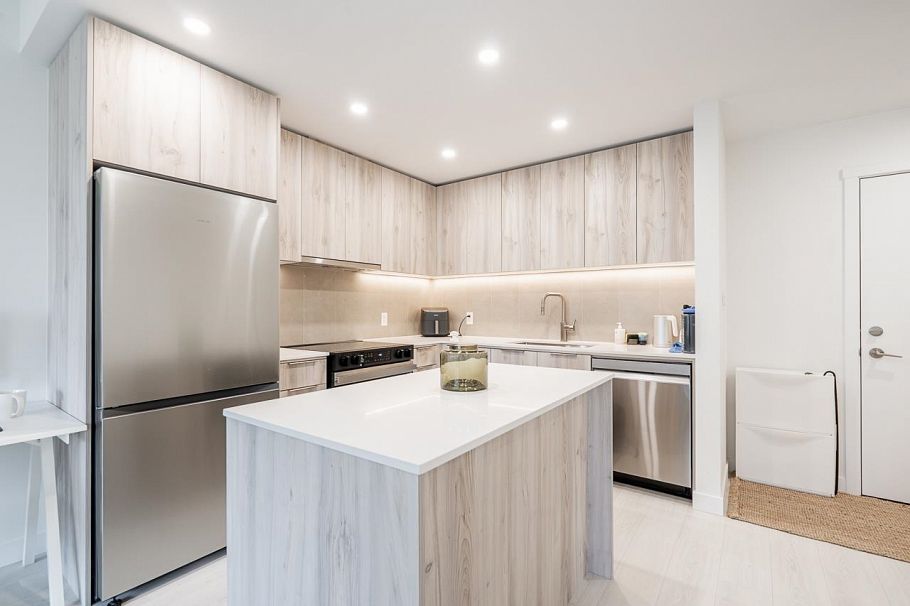 317 3594 Malsum Drive North Vancouver, BC - 22