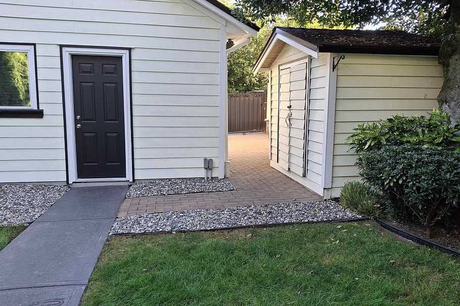 761 W 26th Avenue Vancouver, BC - 22