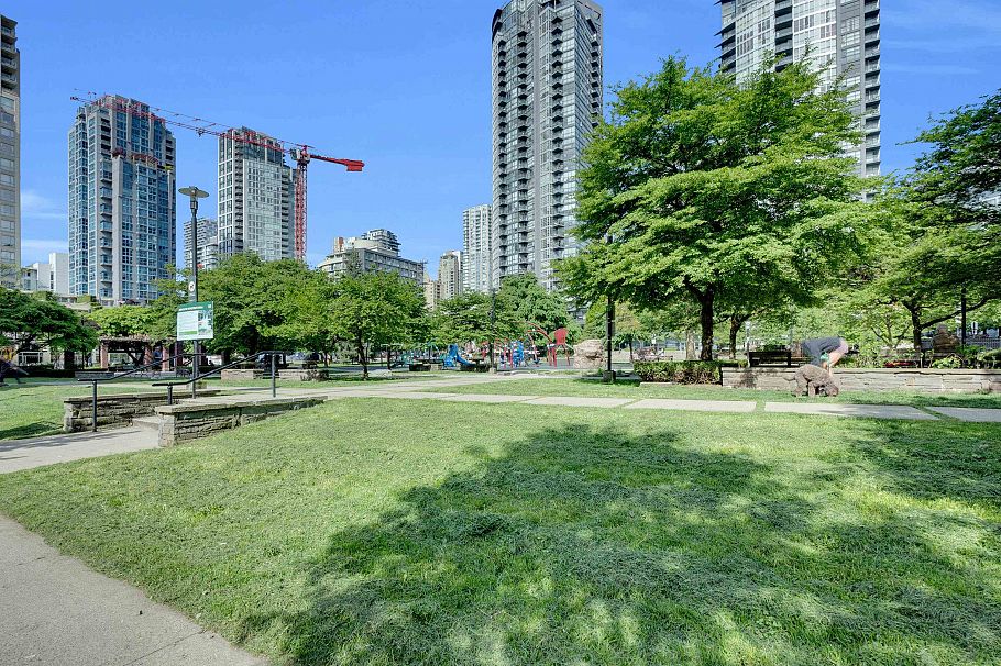 801 488 Helmcken Street Street Vancouver, BC - 31