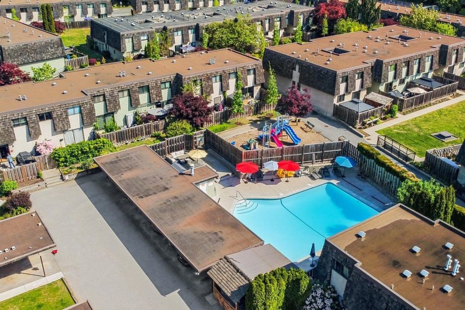 1106 Premier Street North Vancouver, BC - 23