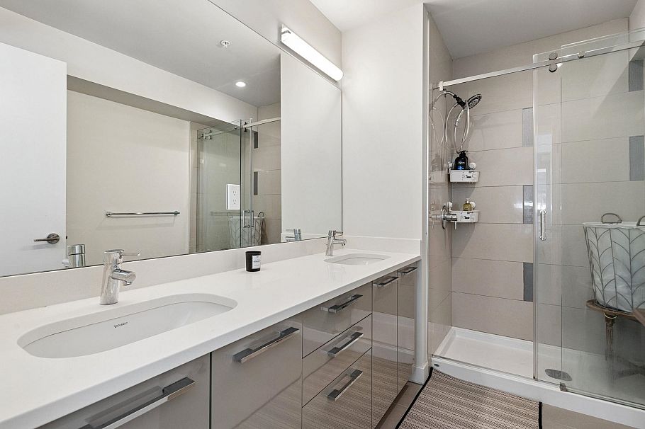 77 10199 River Drive Richmond, BC - 14