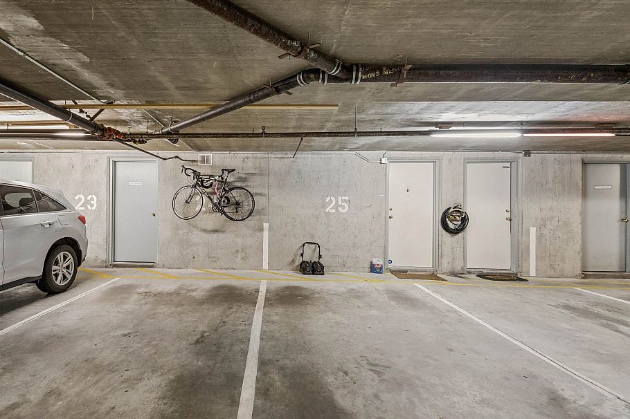 3 222 E 5th Street North Vancouver, BC - 37