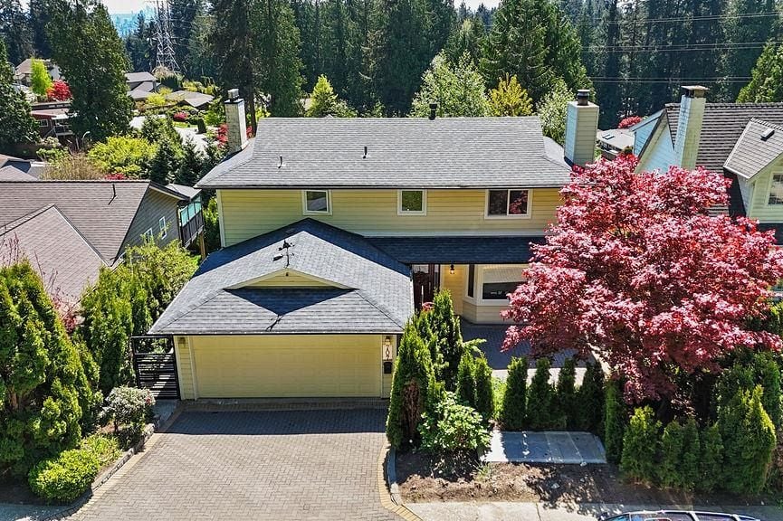707 E Braemar Road North Vancouver, BC - 1