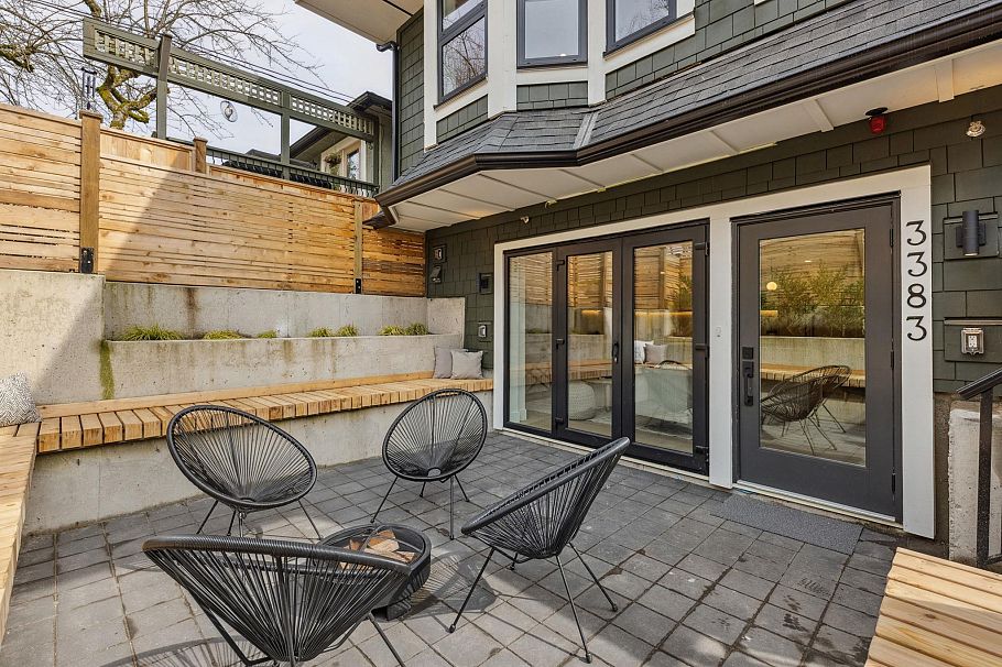3383 Victoria Drive Vancouver, BC - 9