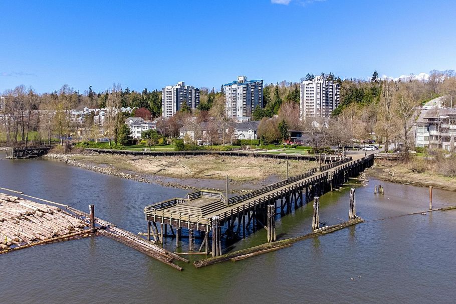 8527 Aquitania Place Vancouver, BC - 34