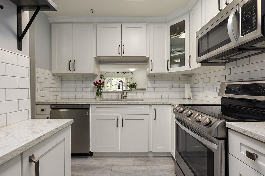 109 2965 Horley Street Vancouver, BC - 8