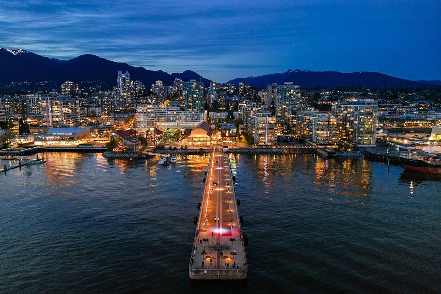 303 185 Victory Ship Way North Vancouver, BC - 19