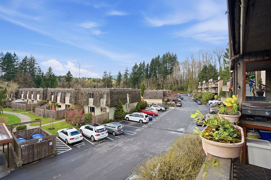 1021 Old Lillooet Road North Vancouver, BC - 5