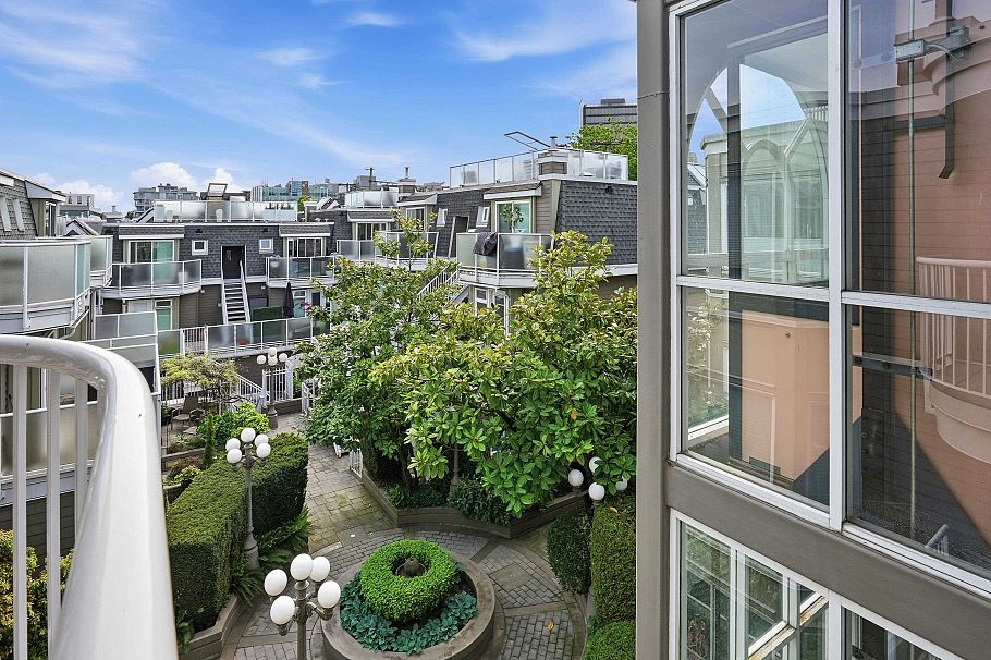 737 W 7th Avenue Vancouver, BC - 23