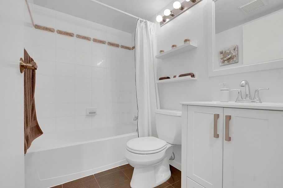 801 488 Helmcken Street Street Vancouver, BC - 20