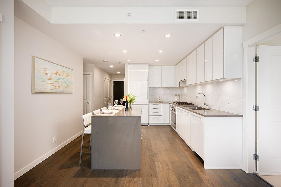 1307 3487 Binning Road Vancouver, BC - 10