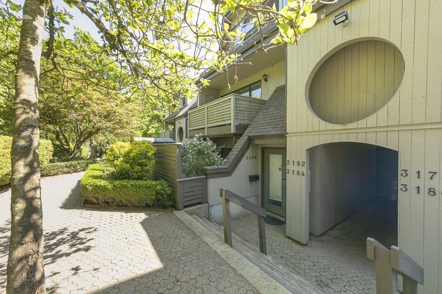 3184 Mountain Highway North Vancouver, BC - 1