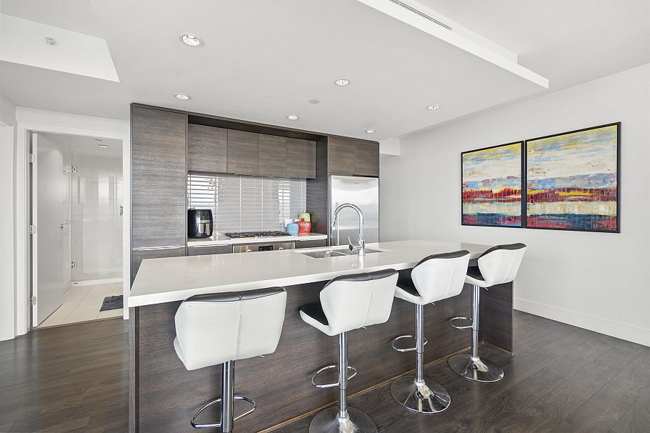 1107 1550 Fern Street North Vancouver, BC - 17
