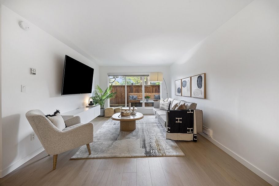 105 1440 E Broadway Vancouver, BC - 6