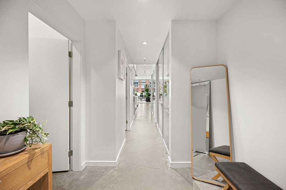 409 53 W Hastings Street Vancouver, BC - 6