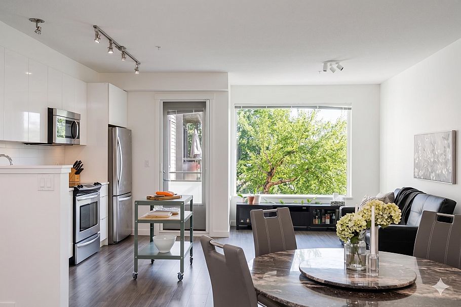 301 3138 Riverwalk Avenue Vancouver, BC - 1