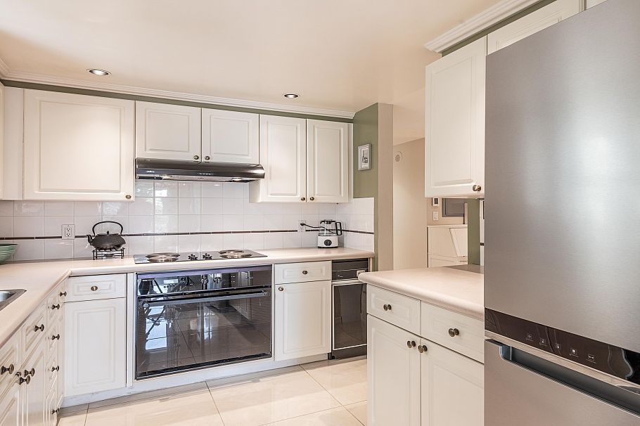 302 1520 Harwood Street Vancouver, BC - 18