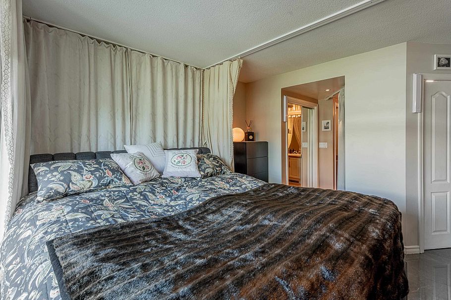 302 1520 Harwood Street Vancouver, BC - 25