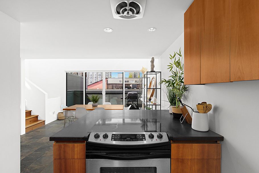 9 1934 Barclay Street Vancouver, BC - 4