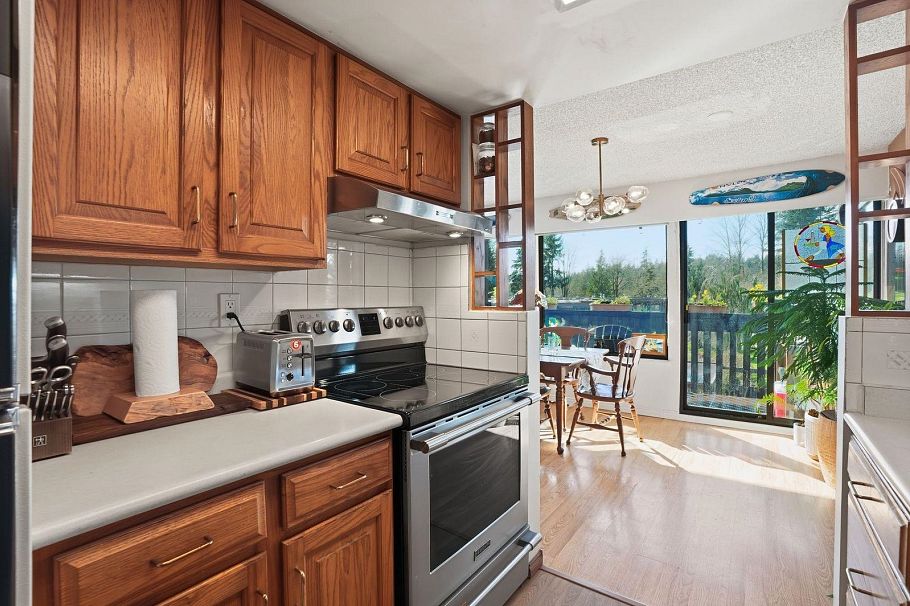 1021 Old Lillooet Road North Vancouver, BC - 15