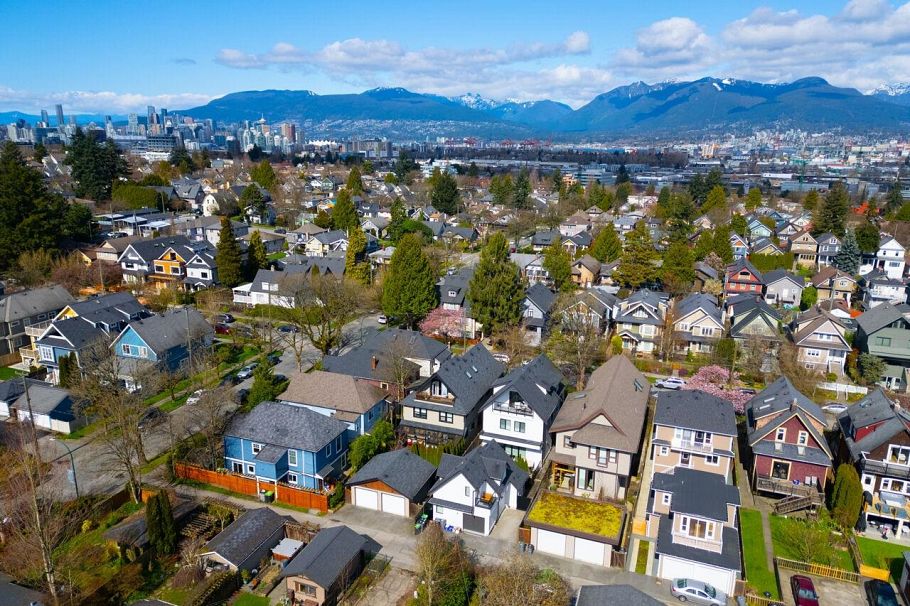 1026 E 13th Avenue Vancouver, BC - 6