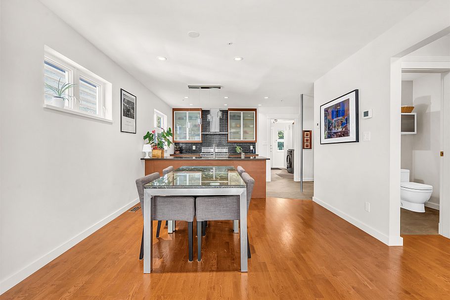 517 Atlantic Street Vancouver, BC - 12