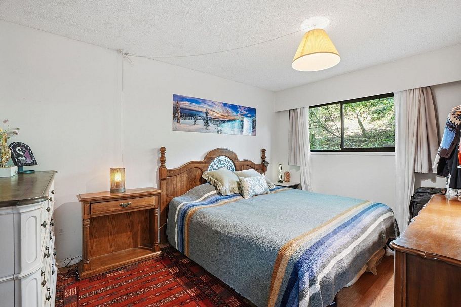 1021 Old Lillooet Road North Vancouver, BC - 27