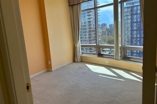 13C 1500 Alberni Street Vancouver, BC - 28