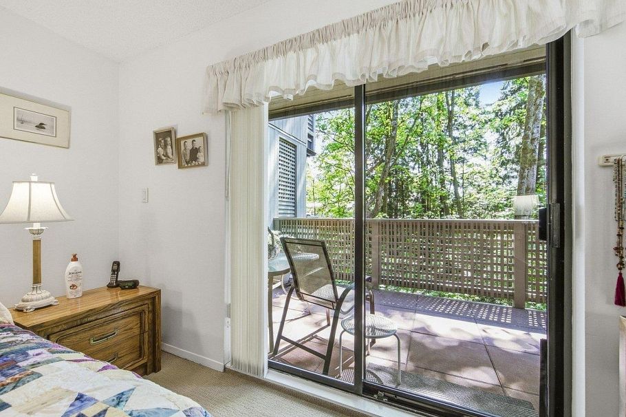 3184 Mountain Highway North Vancouver, BC - 17
