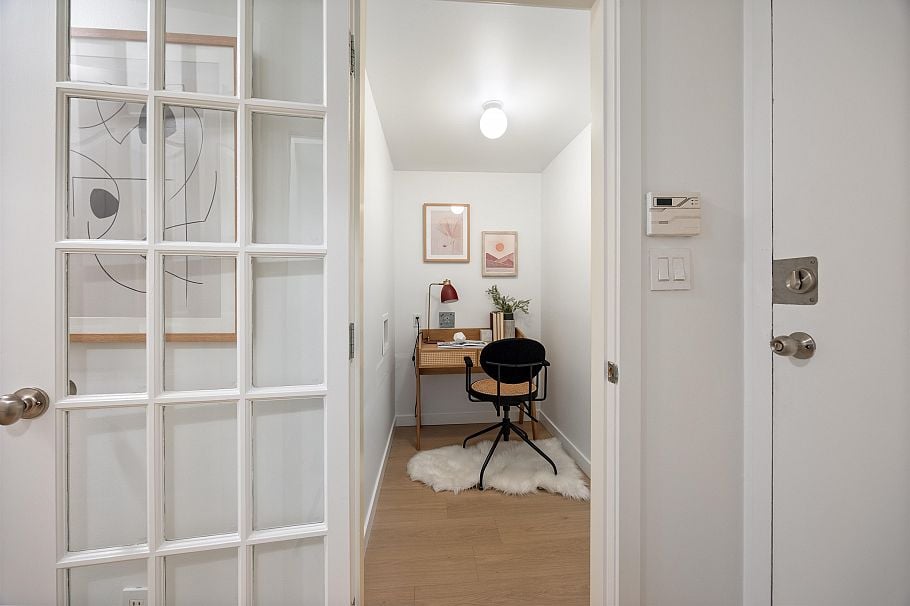 105 1440 E Broadway Vancouver, BC - 19