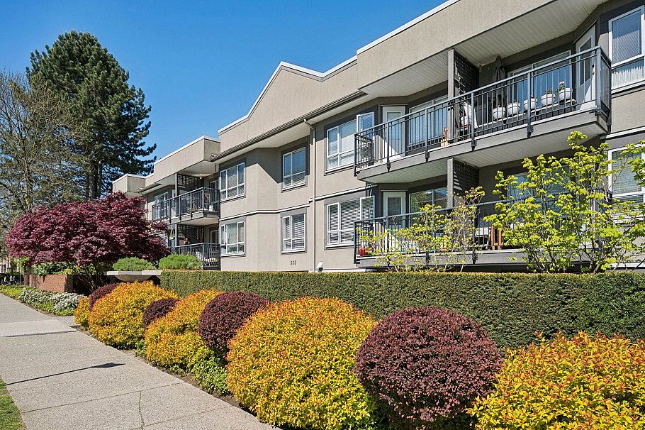 302 555 W 14th Avenue Vancouver, BC - 16