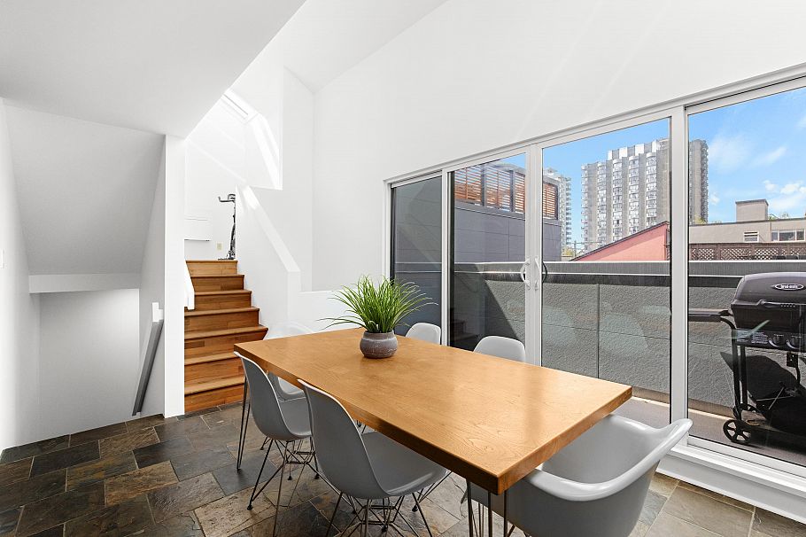 9 1934 Barclay Street Vancouver, BC - 2