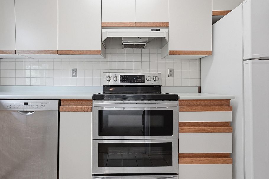 737 W 7th Avenue Vancouver, BC - 11