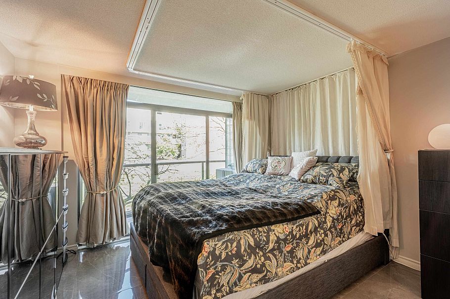 302 1520 Harwood Street Vancouver, BC - 22