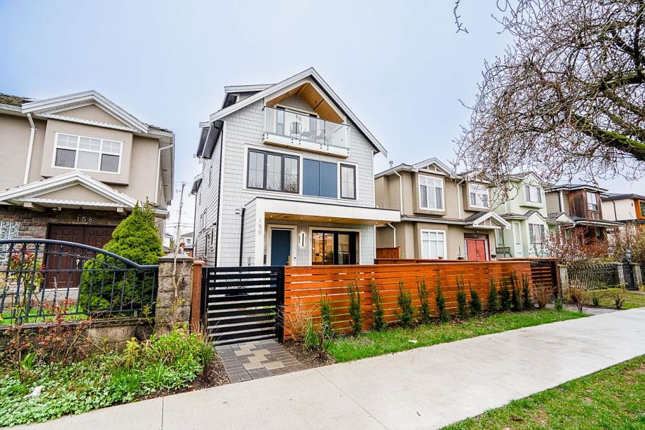 1 150 E 51st Avenue Vancouver, BC - 2