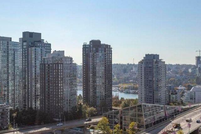 1805 1351 Continental Street Vancouver, BC - 5