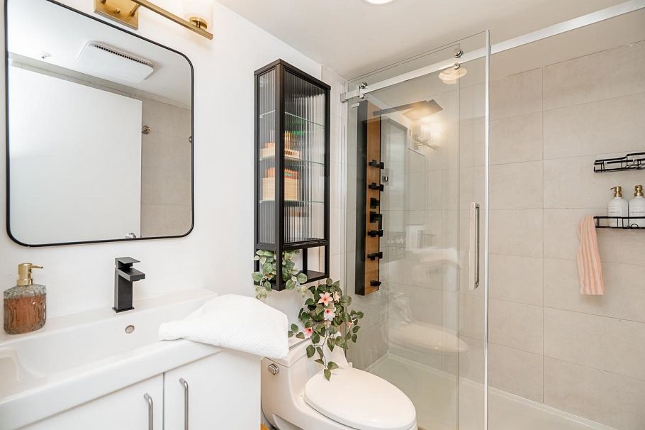 403 811 Helmcken Street Vancouver, BC - 19