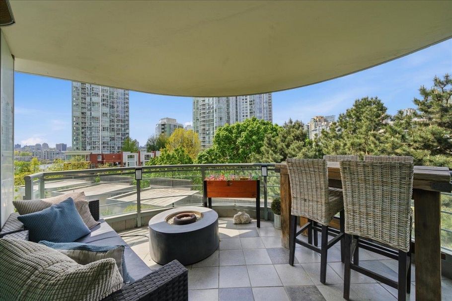 603 1009 Expo Boulevard Vancouver, BC - 10