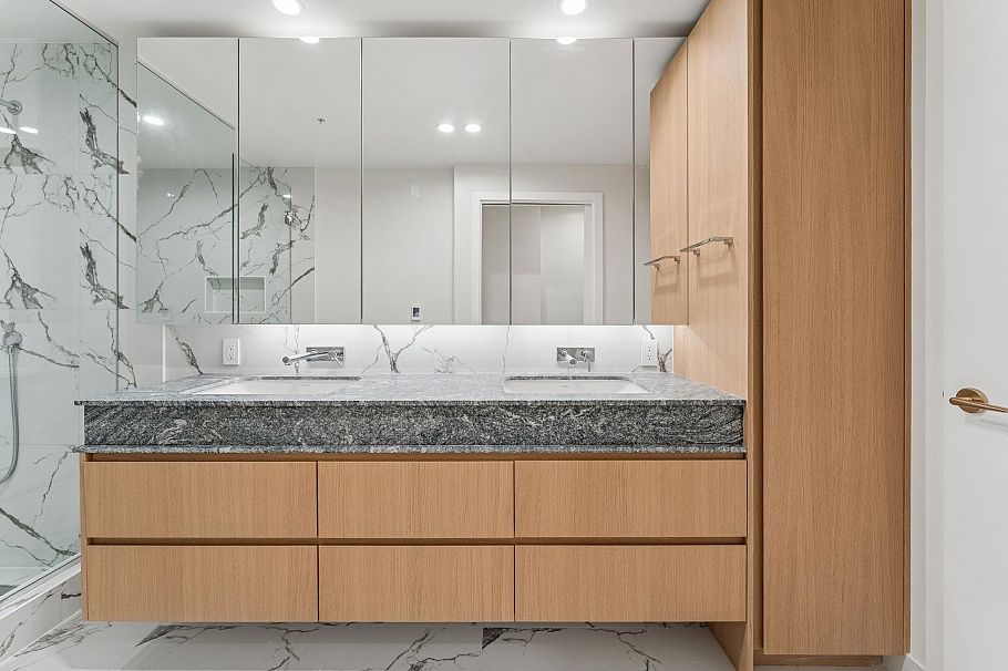 304 3668 W 10th Avenue Vancouver, BC - 28