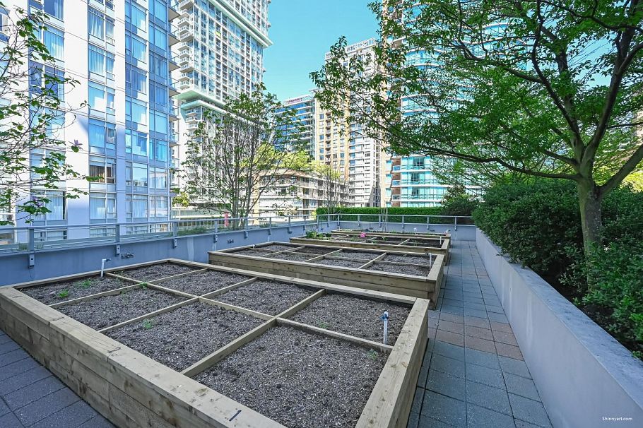 2205 833 Homer Street Vancouver, BC - 24