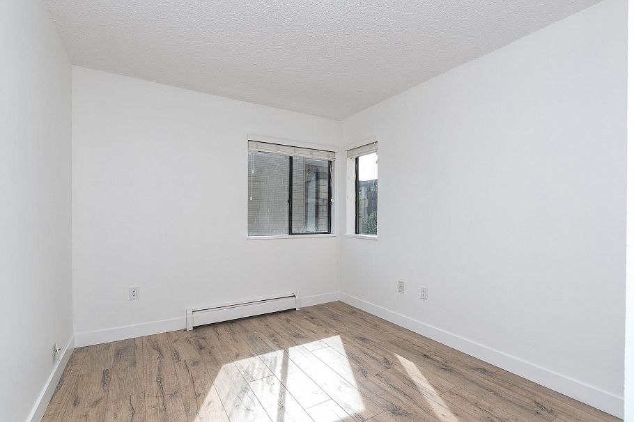 212 3275 Mountain Highway North Vancouver, BC - 21