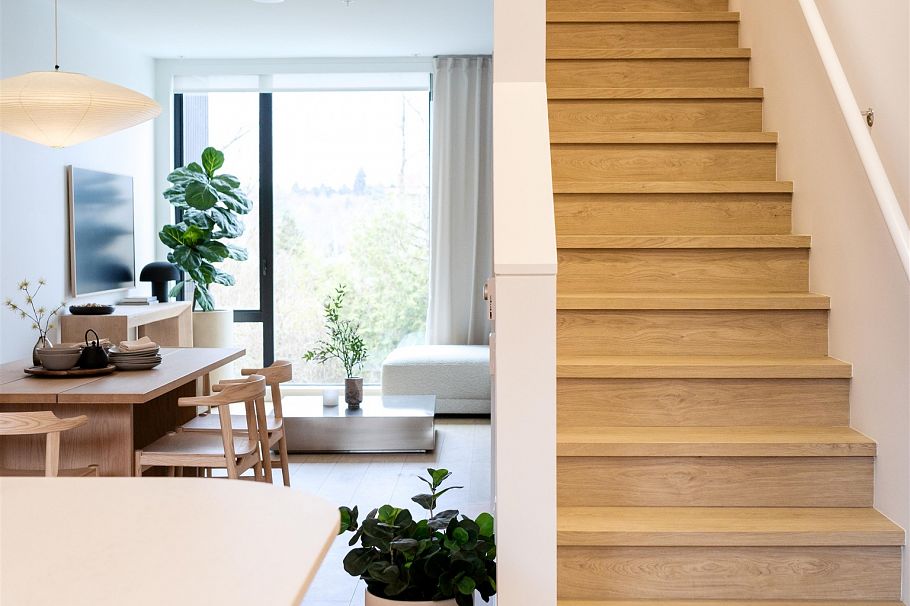 2406 E 12th Avenue Vancouver, BC - 11