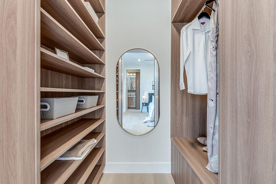 1 2945 E 44th Avenue Vancouver, BC - 19