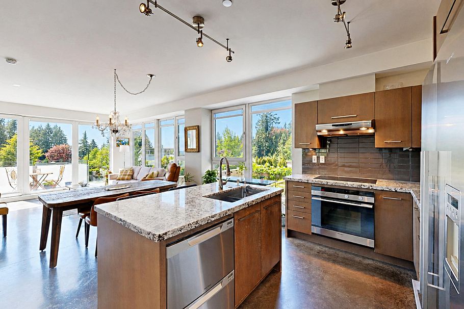 201 650 Evergreen Place North Vancouver, BC - 7