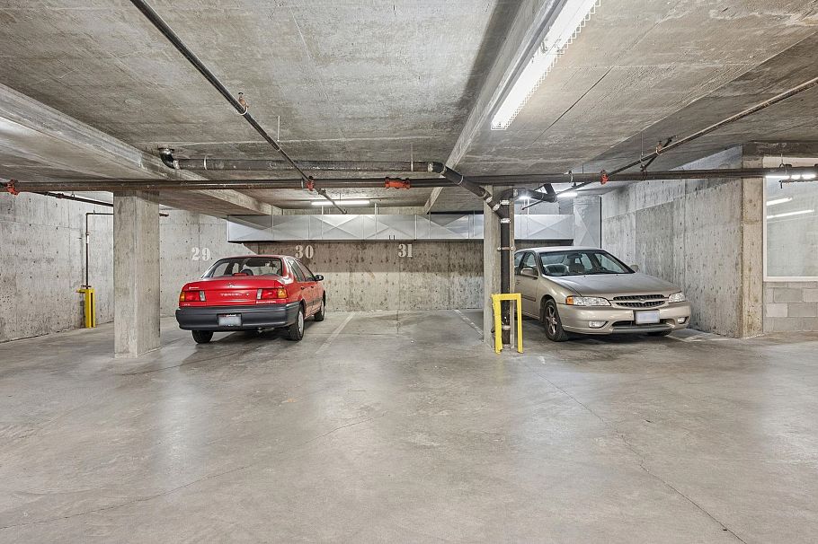 208 988 W 21st Avenue Vancouver, BC - 26