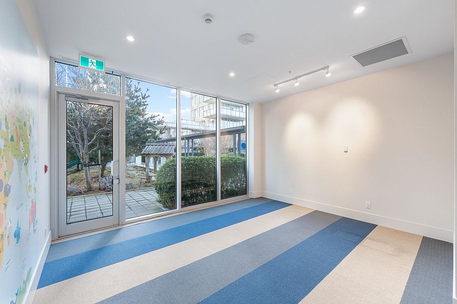 808 8628 Hazelbridge Way Richmond, BC - 29